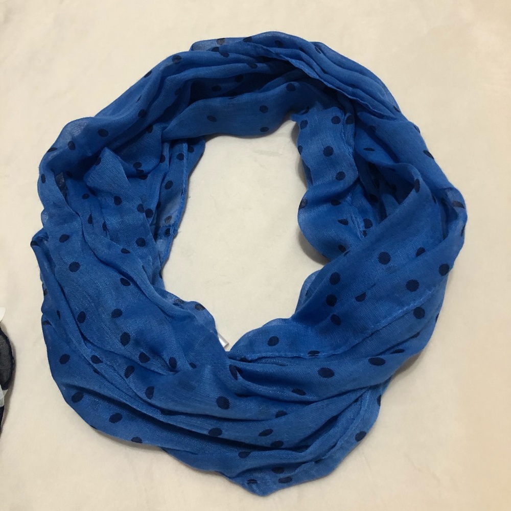Infinity scarves - Picture 2 of 4